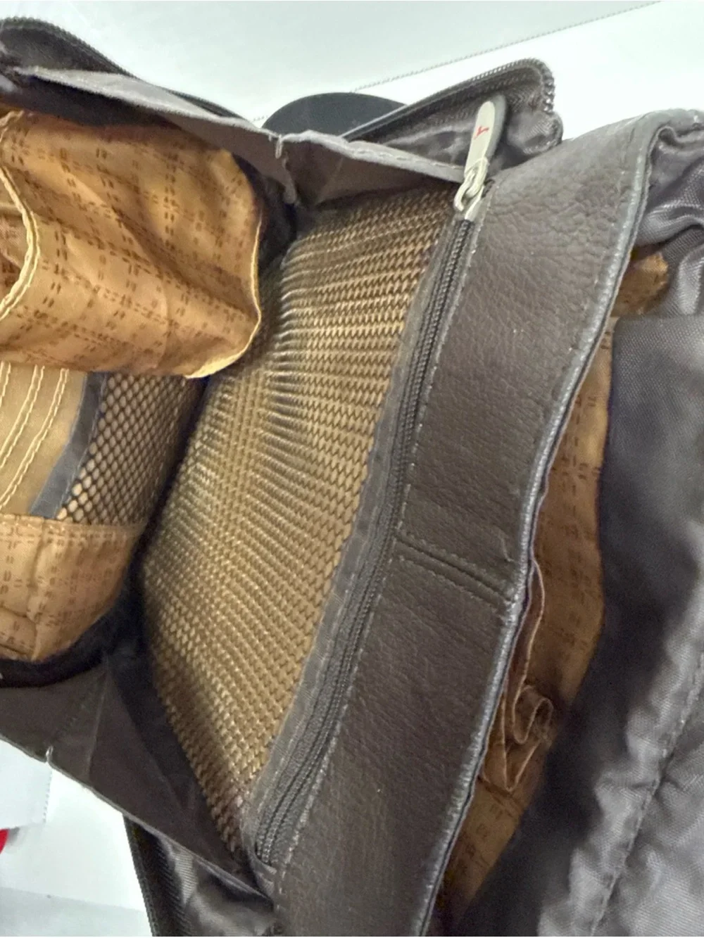 Travelon Dark Brown Leather Sling Messenger Bag